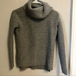 Ann Taylor 100% Cashmere Sweater